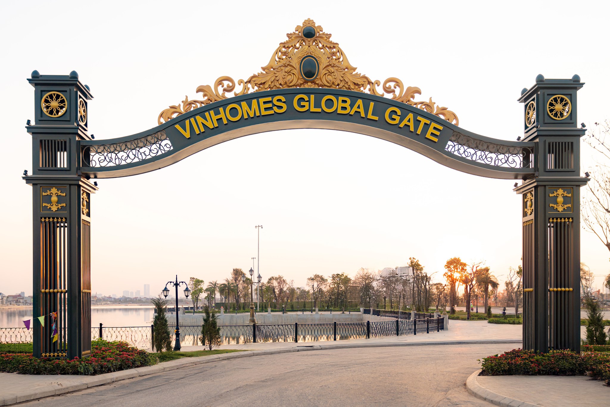 CẬP NHẬT TIẾN ĐỘ THÁNG 11/2024 TẠI VINHOMES GLOBAL GATE