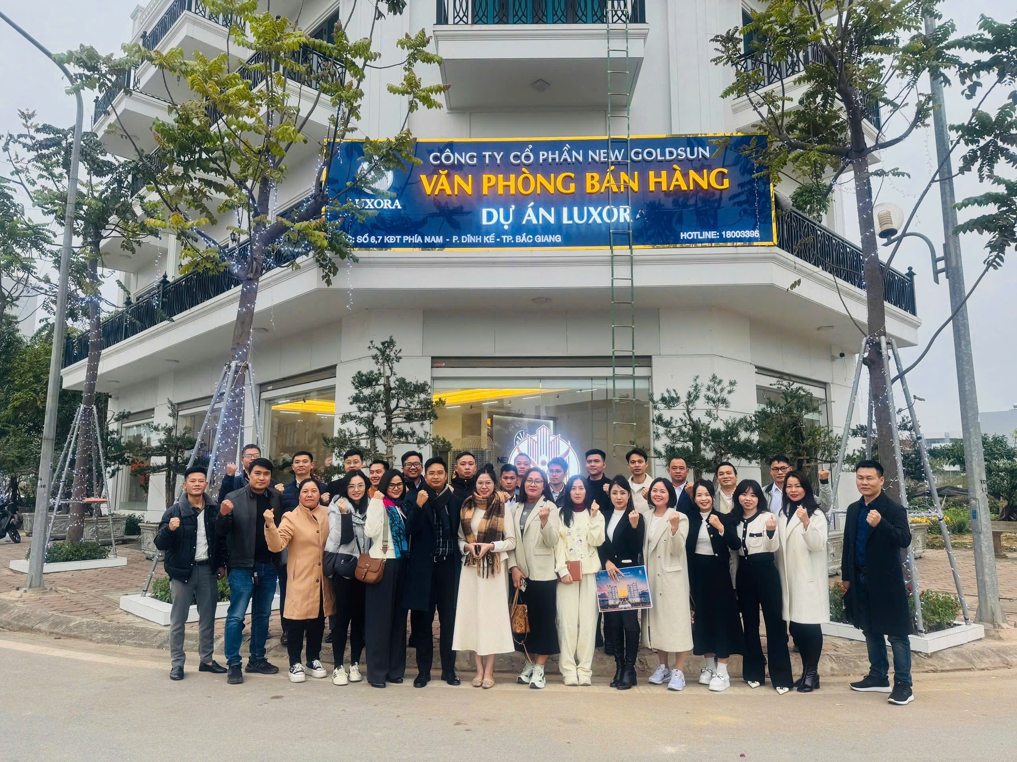 MAX THĂNG LONG – ĐÀO TẠO DỰ ÁN LUXORA BẮC GIANG